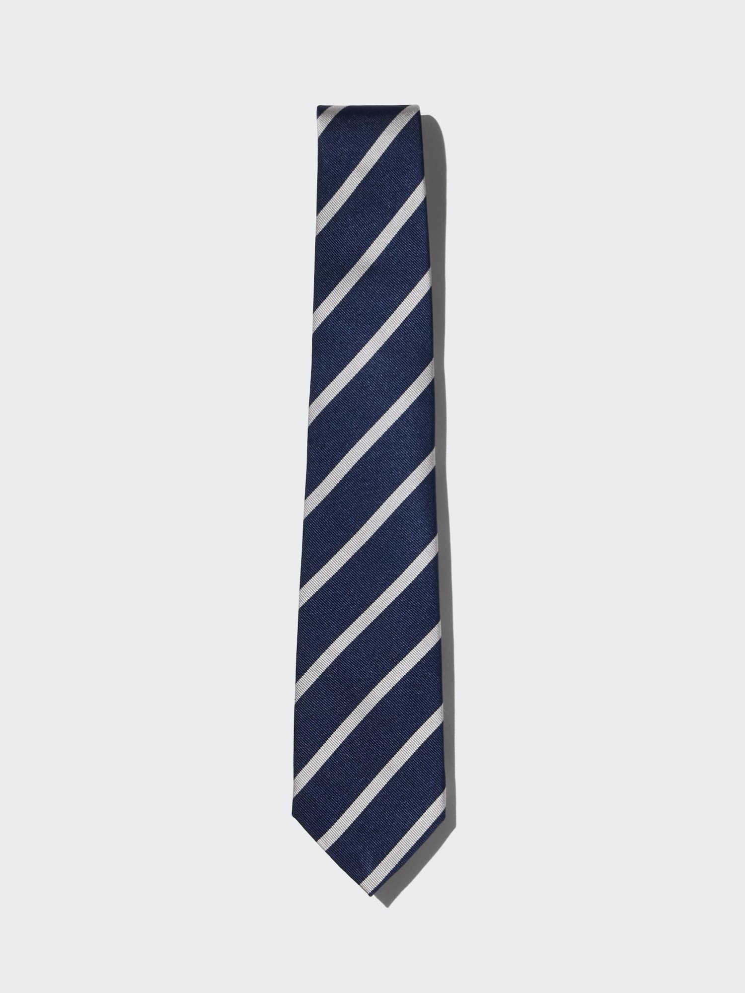 シルクネクタイ